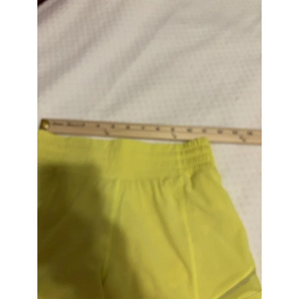 Lululemon Hotty Hot Running Shorts Women Size 4 Neon Yellow Lined